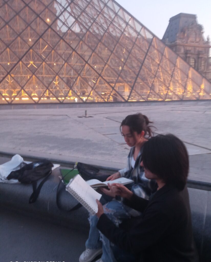 The drawing lesson was held at Louvre Museum and The Louvre Palace